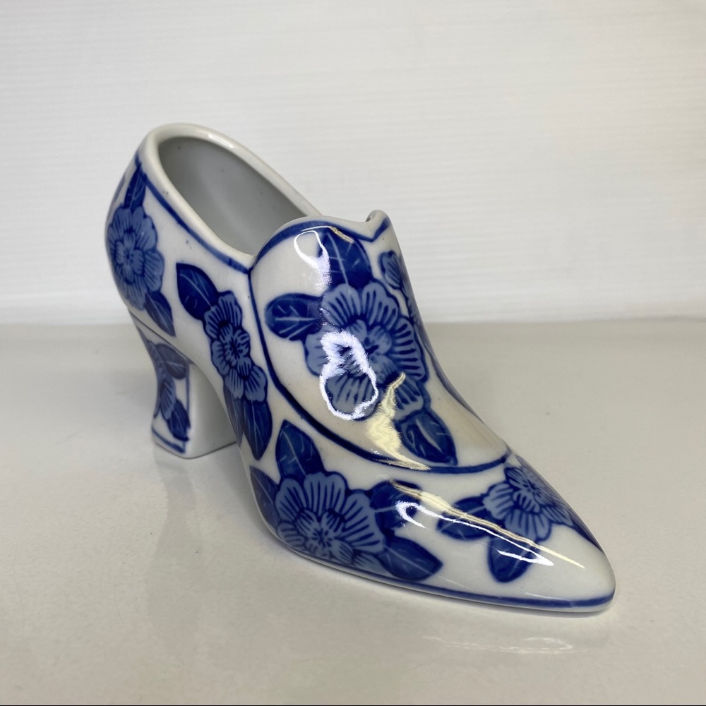 Ganz Shoe Planter White Blue Floral by Bella Casa